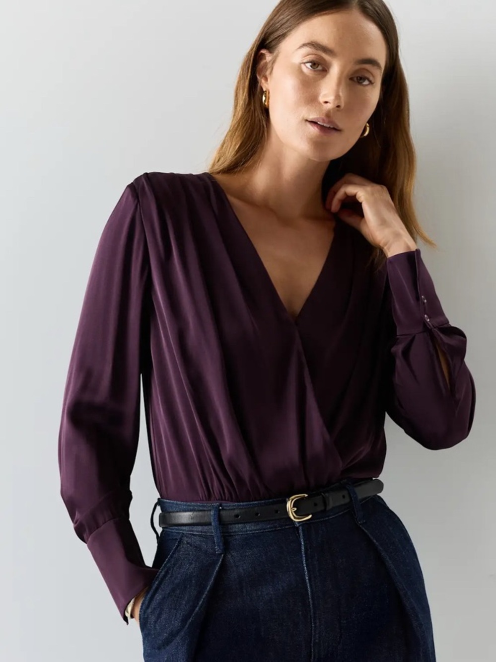 Quince NWT Washable Stretch Silk Surplice Bodysuit Small Deep Orchid Purple
